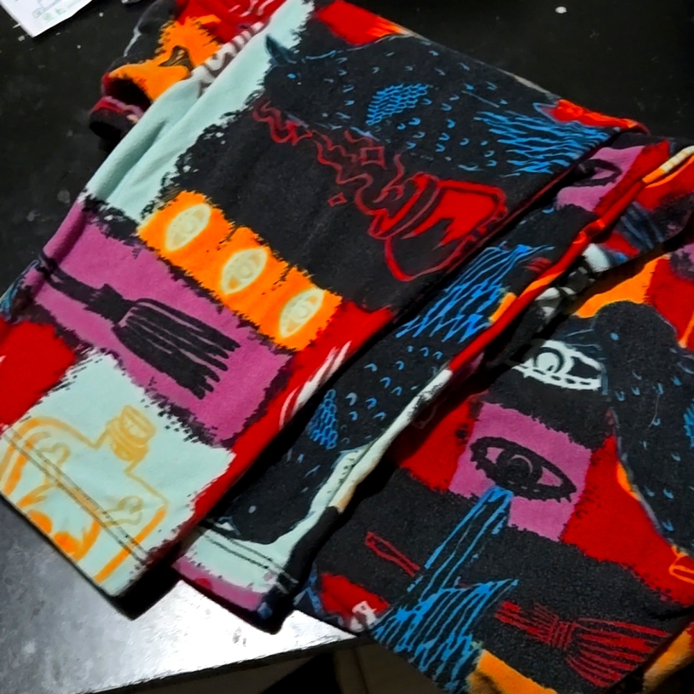 Halloween Lularoe tc2 leggings used